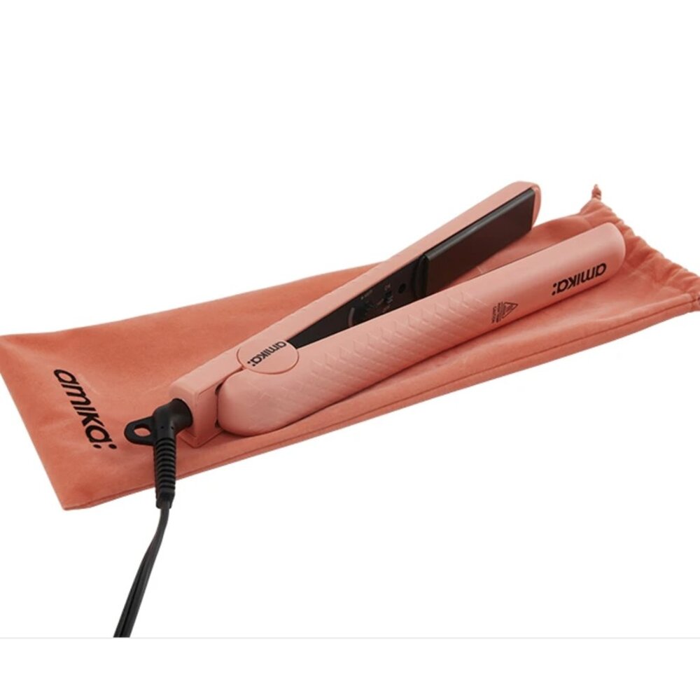 NWT Amika Strand Perfect Ceramic Styler//1.25"